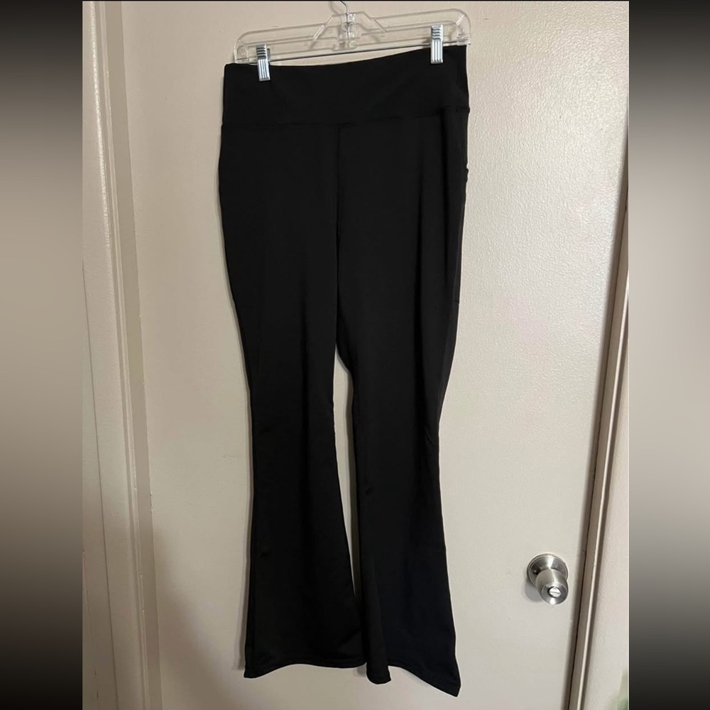 PopFit Women's Black Flared Leggings